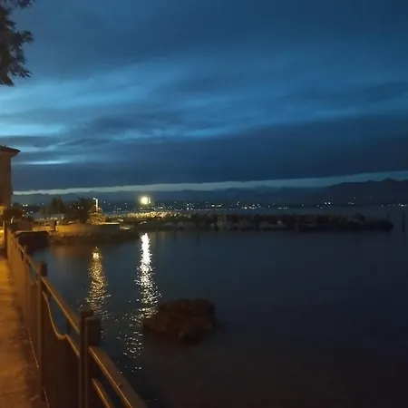 Fegi Garda Sirmione - Desenzano Apartamento *